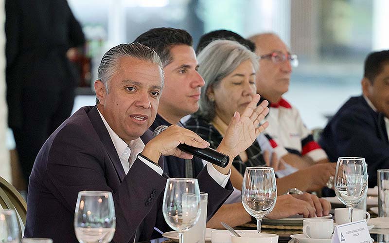 Gobierno estatal y empresarios coinciden en trabajar por el progreso de Uruapan
