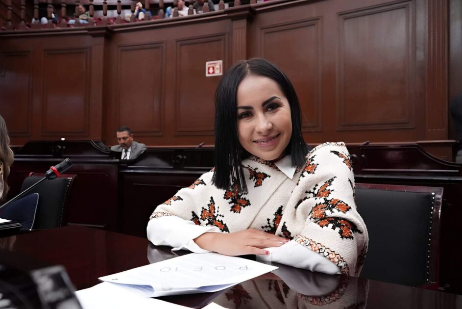 Nuestro compromiso siempre fue por cambiar la realidad de desigualdad, abandono y rezago: Gloria Tapia