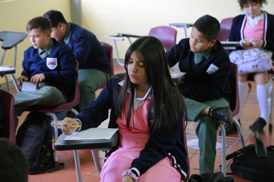 Michoacán impulsa evaluación nacional para mejorar el aprendizaje de estudiantes