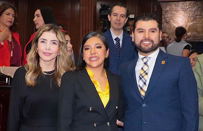 PRD Michoacán acompaña a Nancy Yuliana Torres a su toma de protesta como Presidenta municipal de Charapan