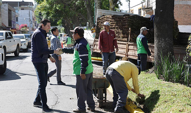 Supervisa Alfonso Martínez intervención integral en Avenida Fuentes de Morelia