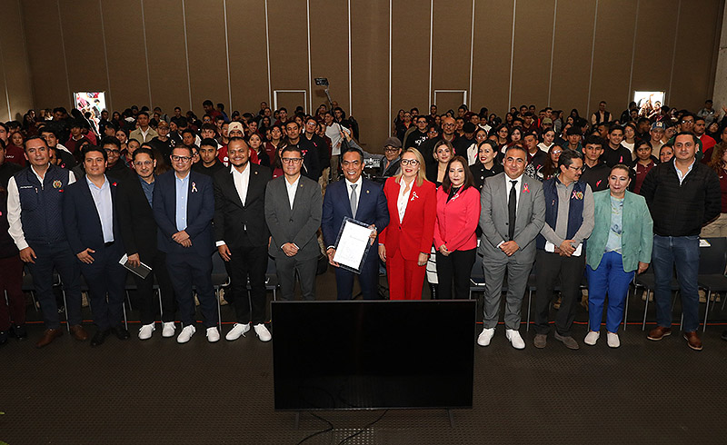 Valor, firmeza y disponibilidad para el servicio se requiere para desempeñar tareas de seguridad: Fiscal general a estudiantes