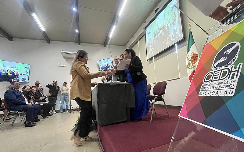 Personal de la CEDH Michoacán se cerrtifica en intervención para solución de conflictos