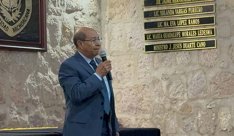 Con charlas magistrados y jueces arrancan el programa “El Poder Judigisl en tu Escuela”