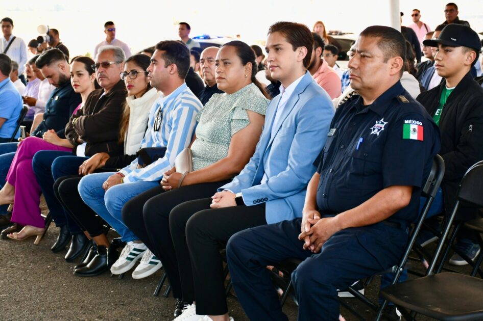 Gobierno estatal fortalece seguridad con entrega de patrullas a 7 municipios