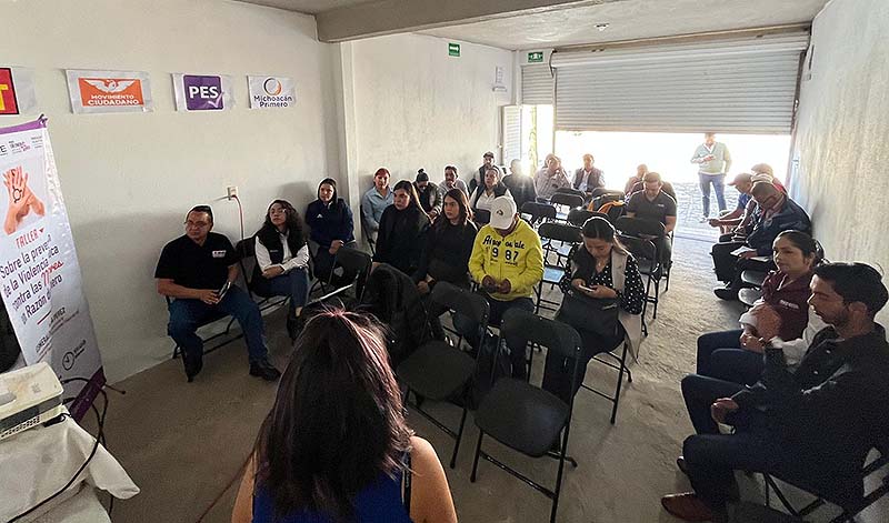 Capacita el IEM a la ciudadanía y actores políticos de Irimbo en temas de Violencia Política contra las Mujeres en Razón de Género