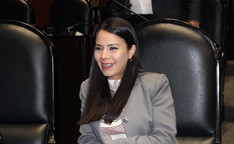 Diana Caballero respalda reforma constitucional que fortalece la autonomía de la UMSNH