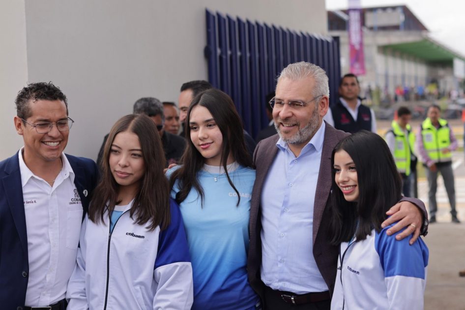 Bedolla inauguró en 2024 campus universitarios de Zamora y Uruapan, tras años de abandono