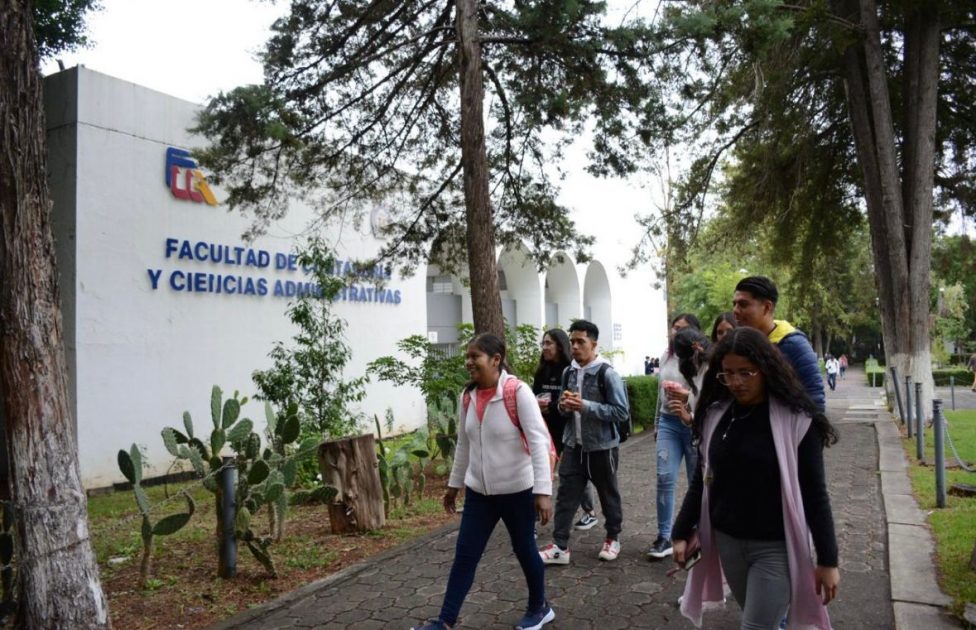Por primera vez, Licenciatura en Mercadotecnia de la UMSNH obtiene su acreditación de calidad