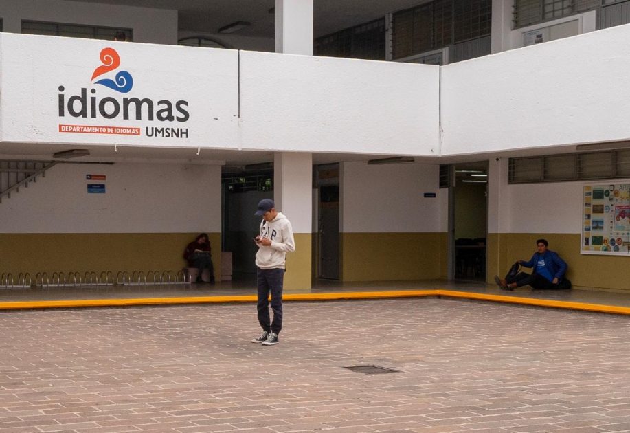 UMSNH oferta Diplomado de Lengua de Señas Mexicana, único en el estado