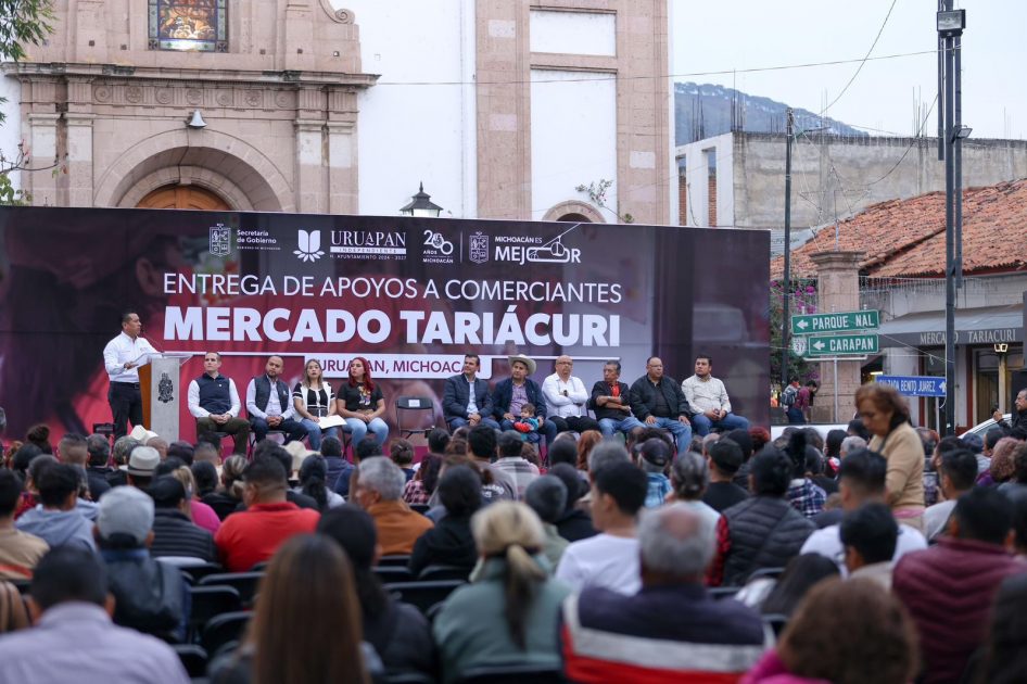 Gobierno de Michoacán entrega 2.4 mdp en apoyo a locatarios del Mercado Tariácuri