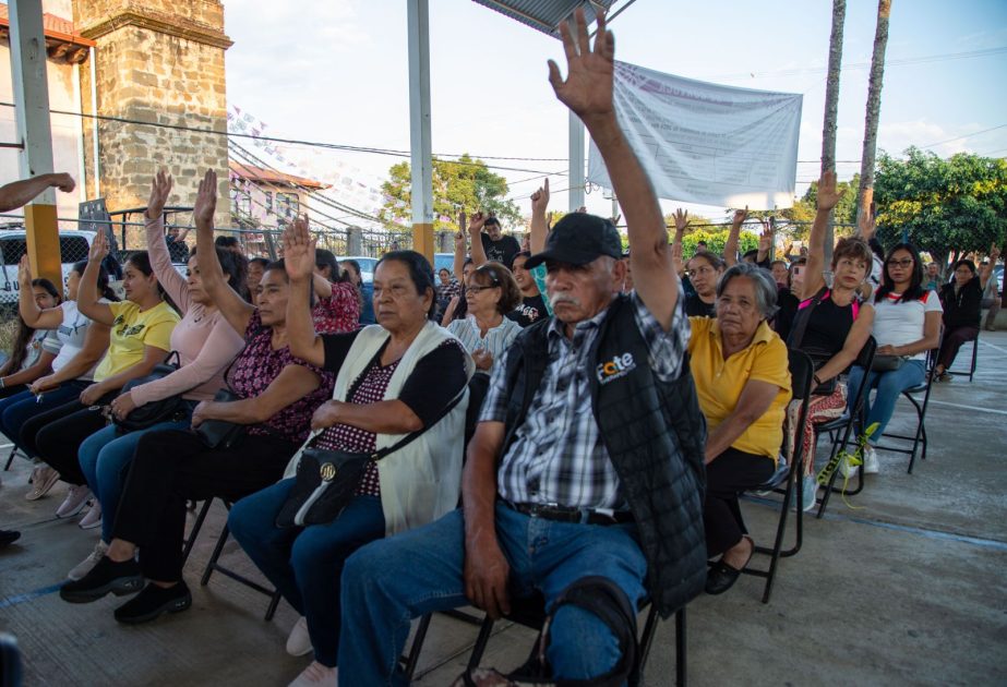 Realiza el IEM consulta en Jucutacato, municipio de Uruapan