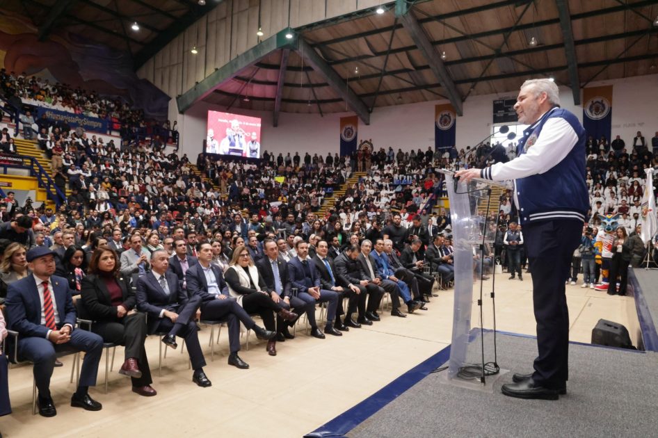 Con reforma a la UMSNH triunfa la libertad y democracia; firma Bedolla decreto de promulgación