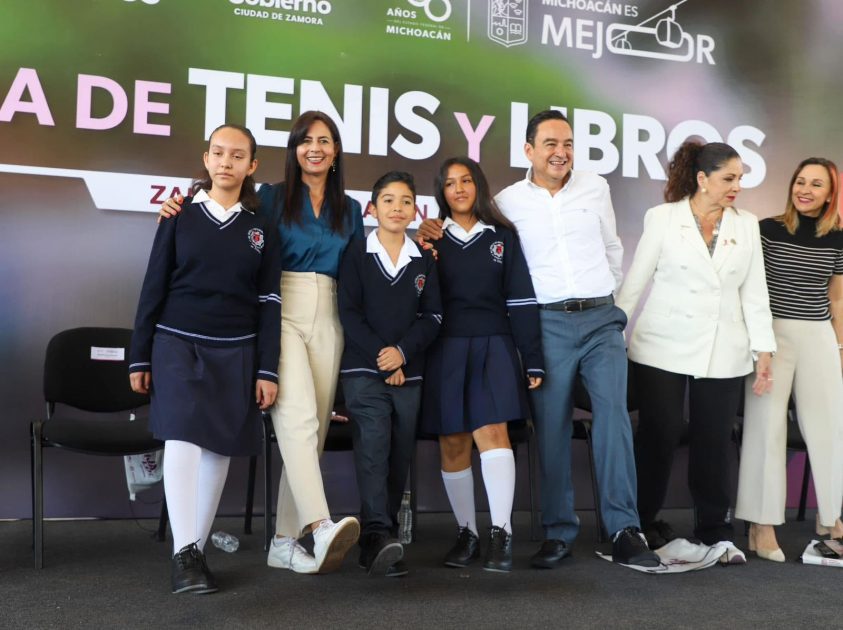 Entregados en 2024 más de 200 mil pares de tenis a estudiantes de secundaria