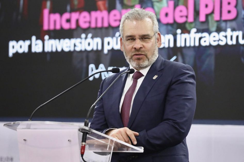 Con Gobierno Digital Michoacán combate la corrupción: Bedolla