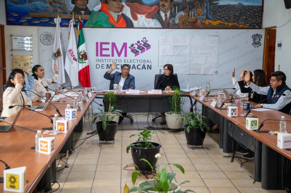 IEM aprueba a ciudadanas y ciudadanos que organizarán la elección del poder judicial en 26 distritos