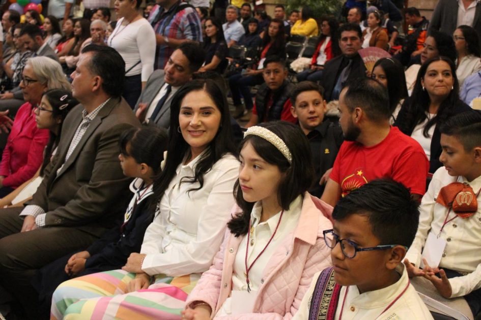 Diputados, obligados a legislar a favor de los niños y niñas: Diana Espinoza