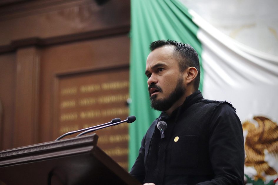 Hugo Rangel advierte que hay vulnerabilidad jurídica en la reforma que prohíbe la tauromaquia en Michoacán