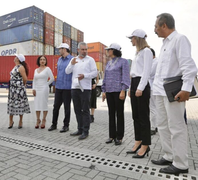 Aumentan inversiones privadas en el puerto de LC: Bedolla