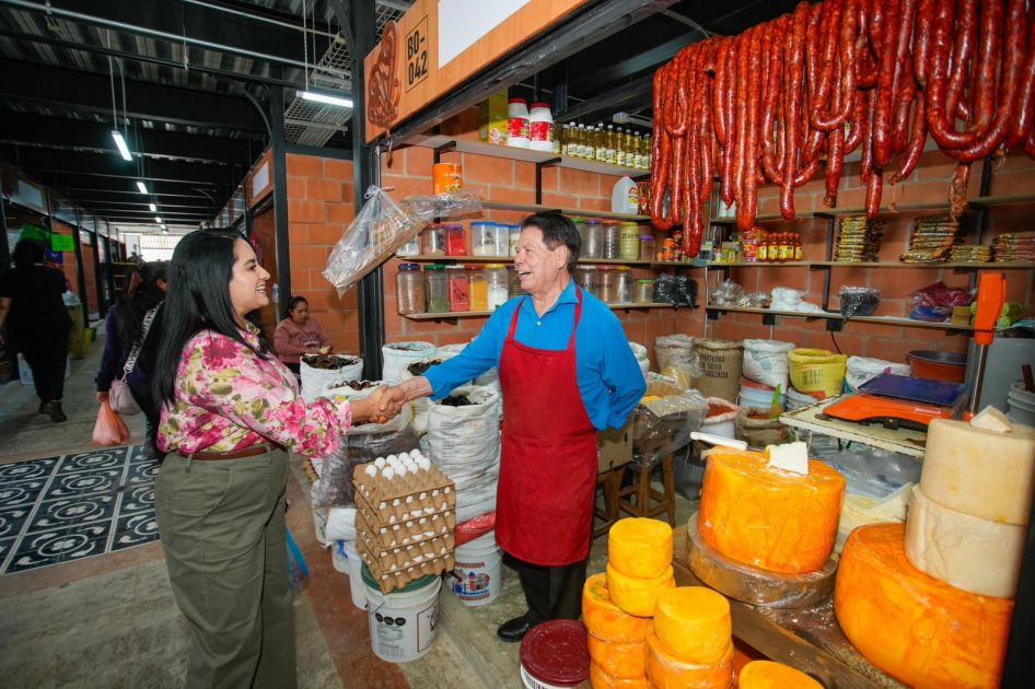 Modificaciones en locales del Mercado de Pátzcuaro no afectan estructura: Gladyz Butanda