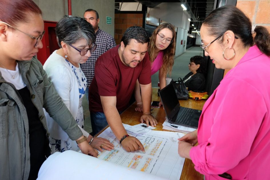 Con orden y alegría, concluye entrega de locales en nuevo mercado de Pátzcuaro: Gladyz Butanda