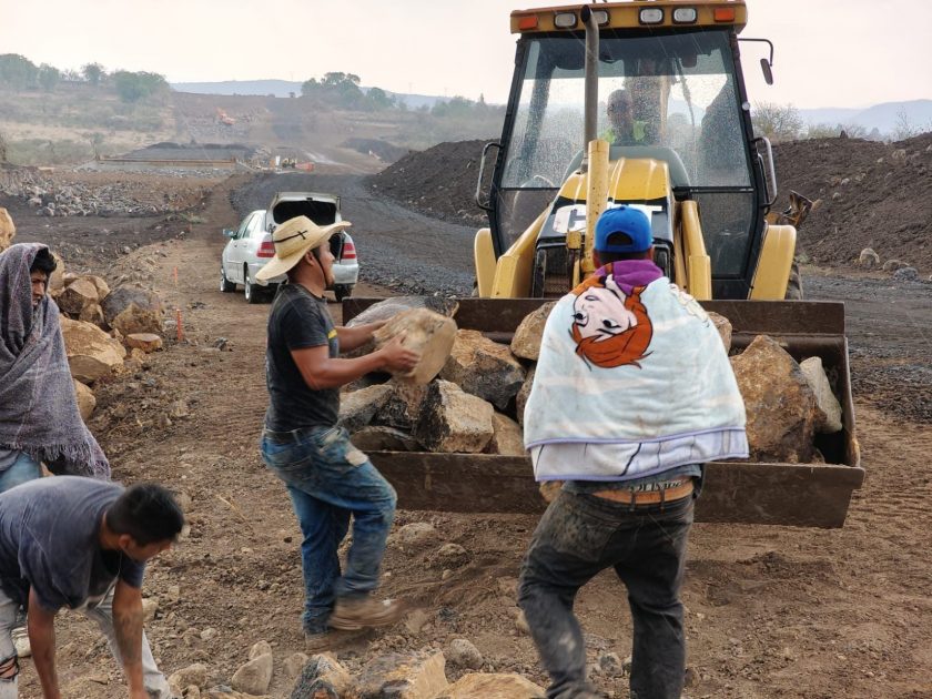 Segundo Anillo Periférico, solución vial y banco de materia prima para artesanos: SCOP