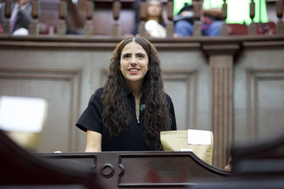 Diputada Giulianna Bugarini impulsa ampliación de prórroga para pago de refrendo sin multas