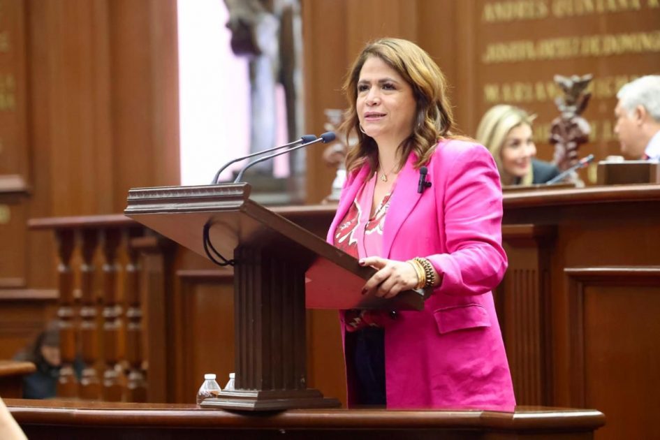 Impulsa Fabiola Alanís iniciativa para erradicar la violencia contra las mujeres