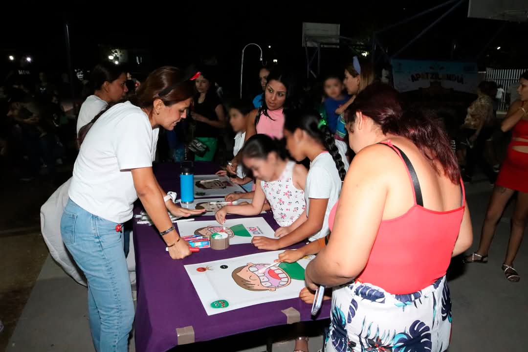 Éxito total en la apertura de “Apatzilandia”.