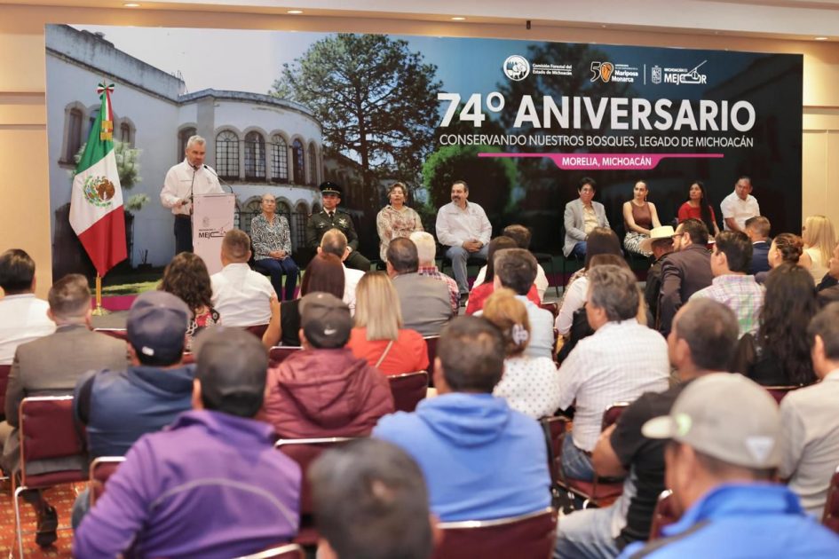 Refrenda Bedolla compromiso con medio ambiente y reconoce labor de la Cofom