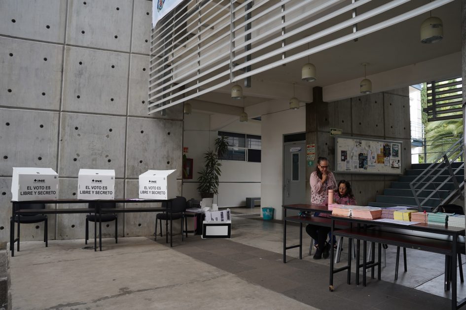 Retrasan apertura de casilla en C.U por falta de funcionarios