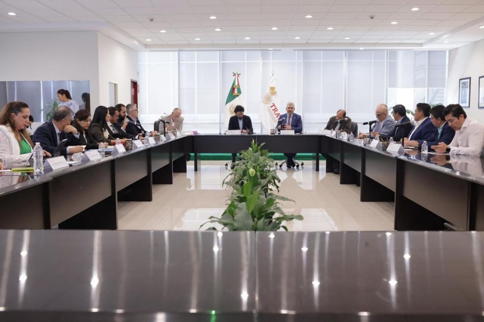 Formalización laboral, compromiso compartido con Sheinbaum: Bedolla