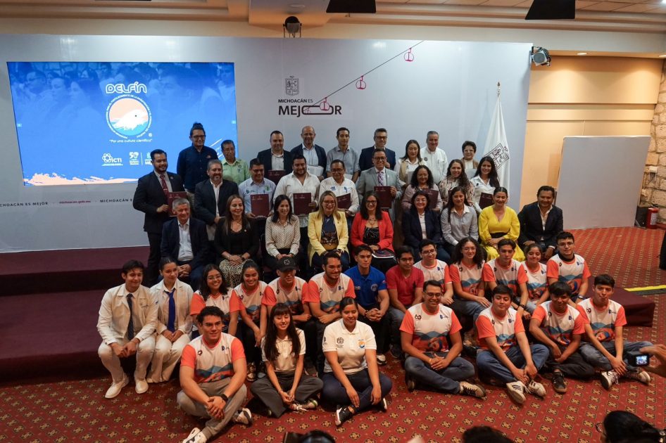 Con ilusión y maletas llenas de sueños, tres jóvenes del Tecnológico de Morelia listos para vivir la experiencia del Programa Delfín