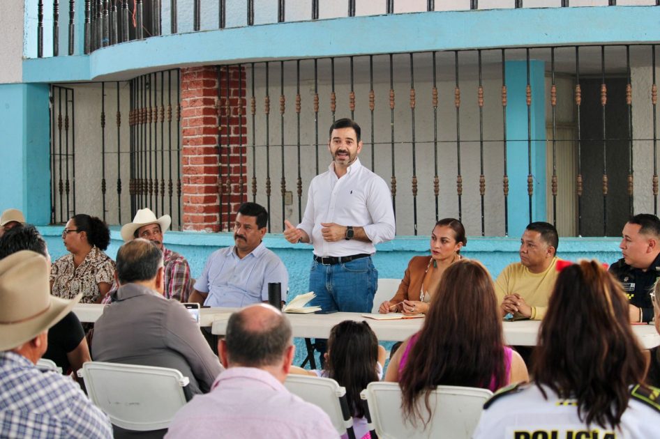 Expone Yankel Benítez programas y acciones a favor de la zona rural de Morelia