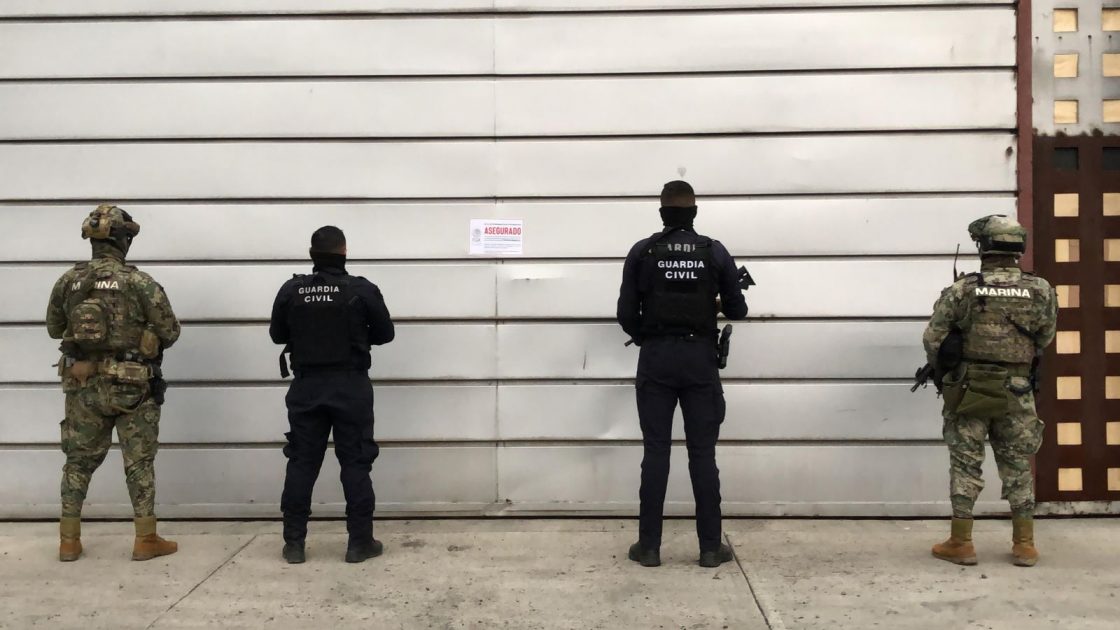 En un operativo conjunto, el gabinete de seguridad y autoridades locales aseguran laboratorios clandestinos en Michoacán.