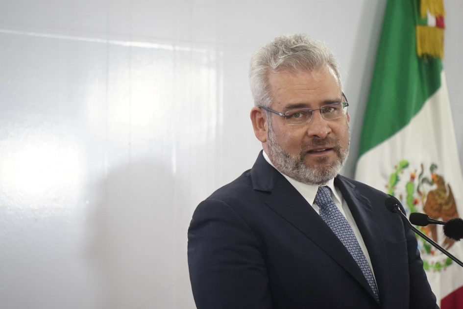 La opinión del arzobispo no la comparto, es alarmista”: Bedolla