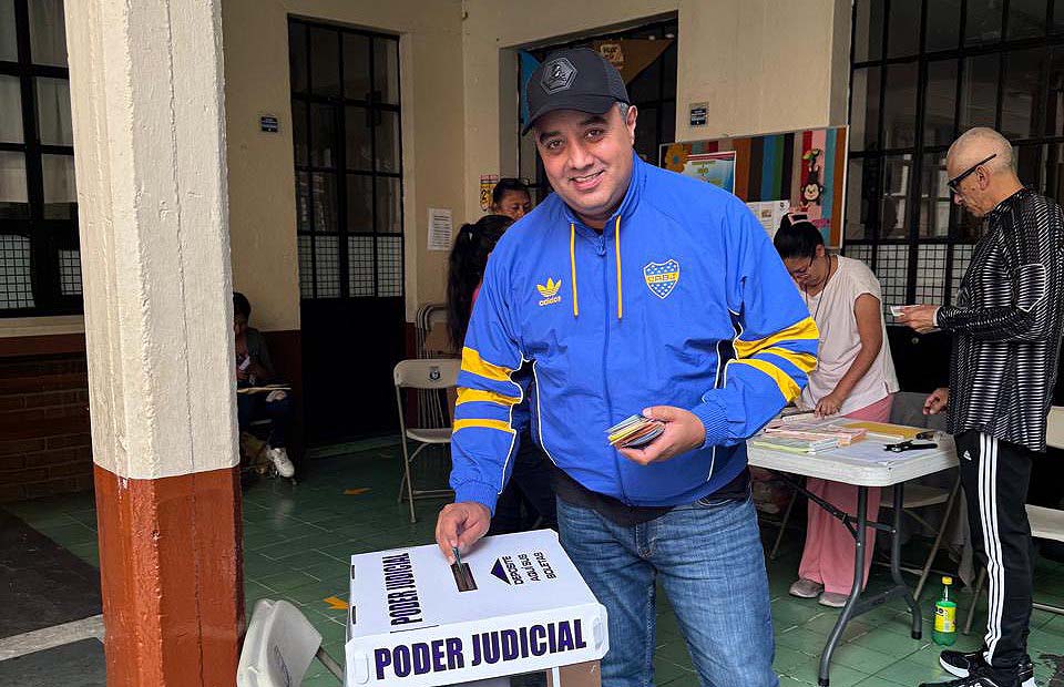 Juan Pablo Celis celebra jornada democrática ejemplar y destaca el inicio de un cambio profundo en el país