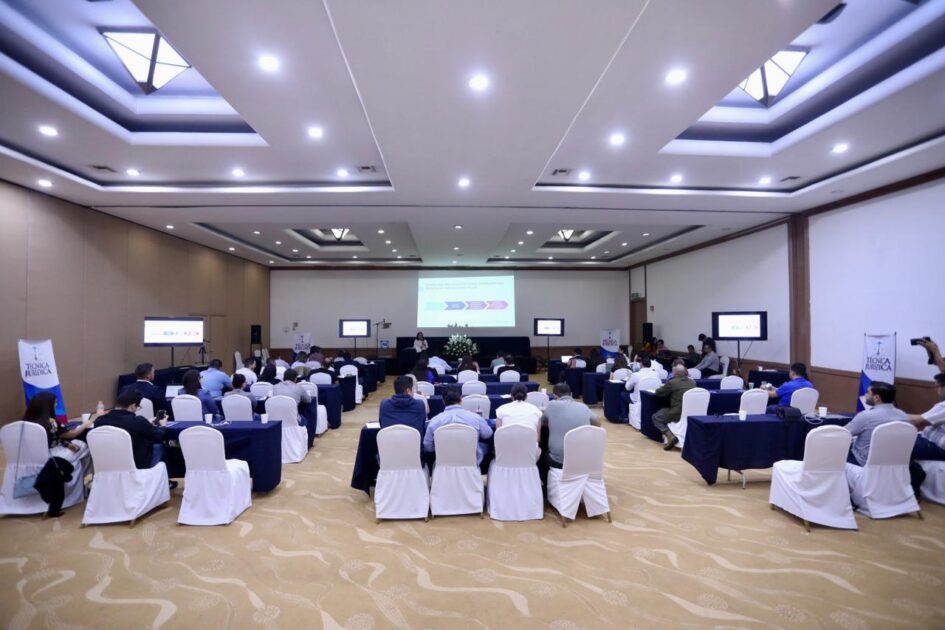 Imparte Consejera Marlene Mendoza capacitación sobre Registro de Candidaturas