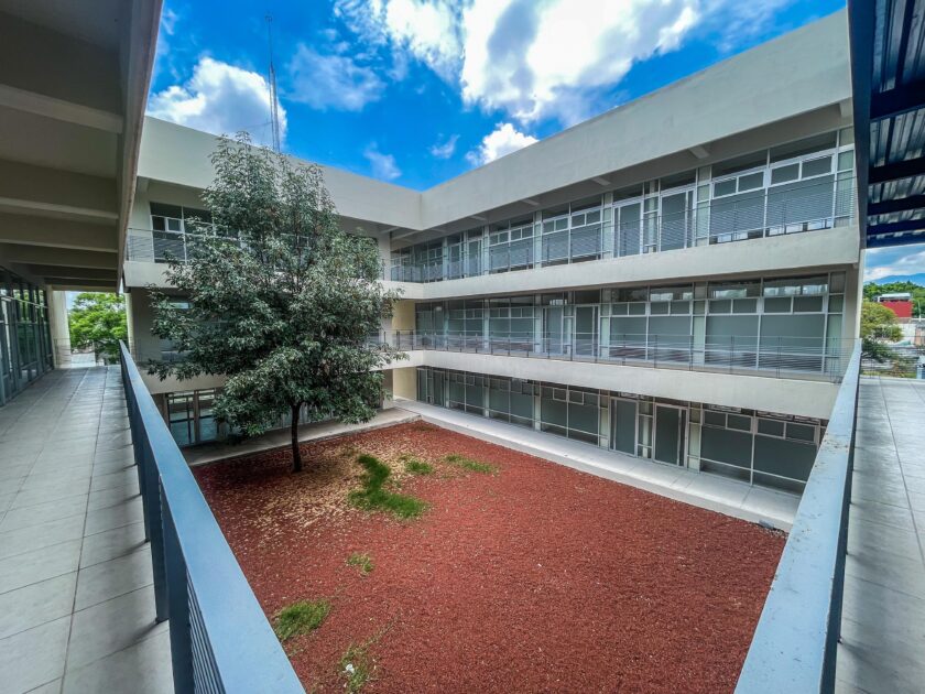 Espacios dignos para las y los nicolaitas; se concluye edificio de Posgrado de la FCCA