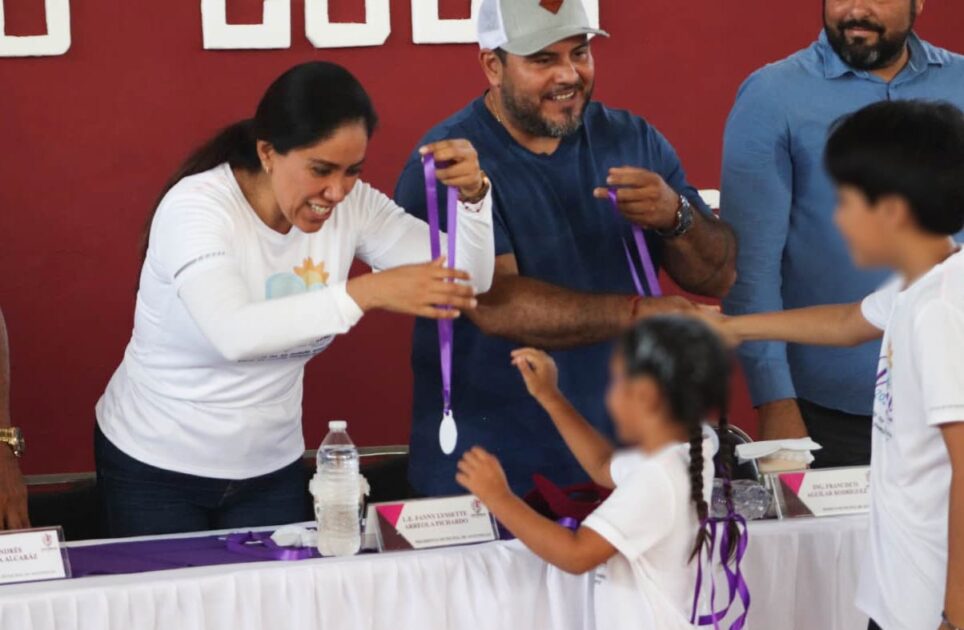 Fanny Arreola fortalece la formación de la niñez apatzinguense con exitoso cierre de cursos de verano