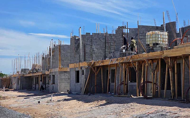 Necesidad de 247 mil viviendas en Michoacán; se construirán 57 mil en los 113 municipios con costos de 600 mil pesos