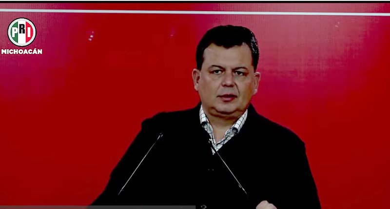 En Michoacán todo pasa y la autoridad de nada se entera: Guillermo Valencia