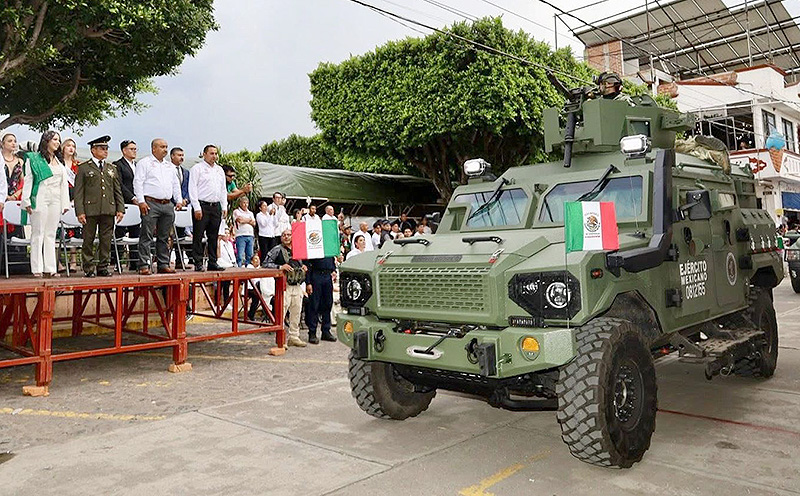 Queréndaro hace historia con su primer Desfile Cívico-Militar y un mensaje de paz Septiembre 2025