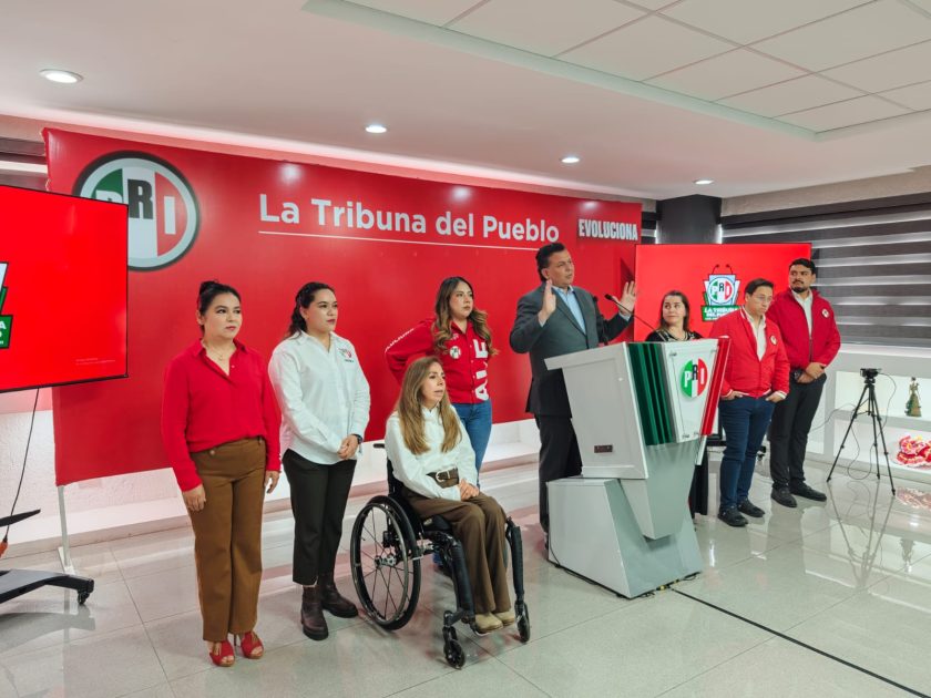 Emplaza Memo Valencia a Leonel Godoy a demostrar que estuvo con un criminal