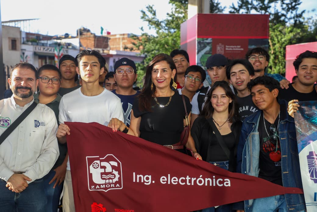 Con acciones concretas, Zamora es otro ejemplo de la transformación educativa: Gabriela Molina