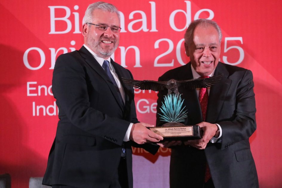 Reconoce Consejo Regulador del Tequila a Bedolla por su apoyo a las Indicaciones Geográficas