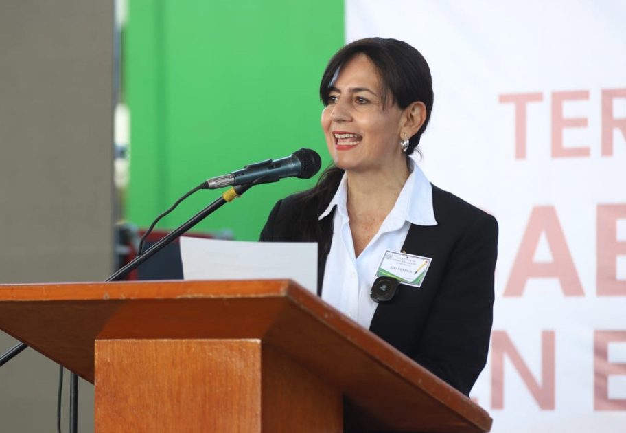 Gabriela Molina impulsa acciones para salud mental que llegan a 400 mil estudiantes