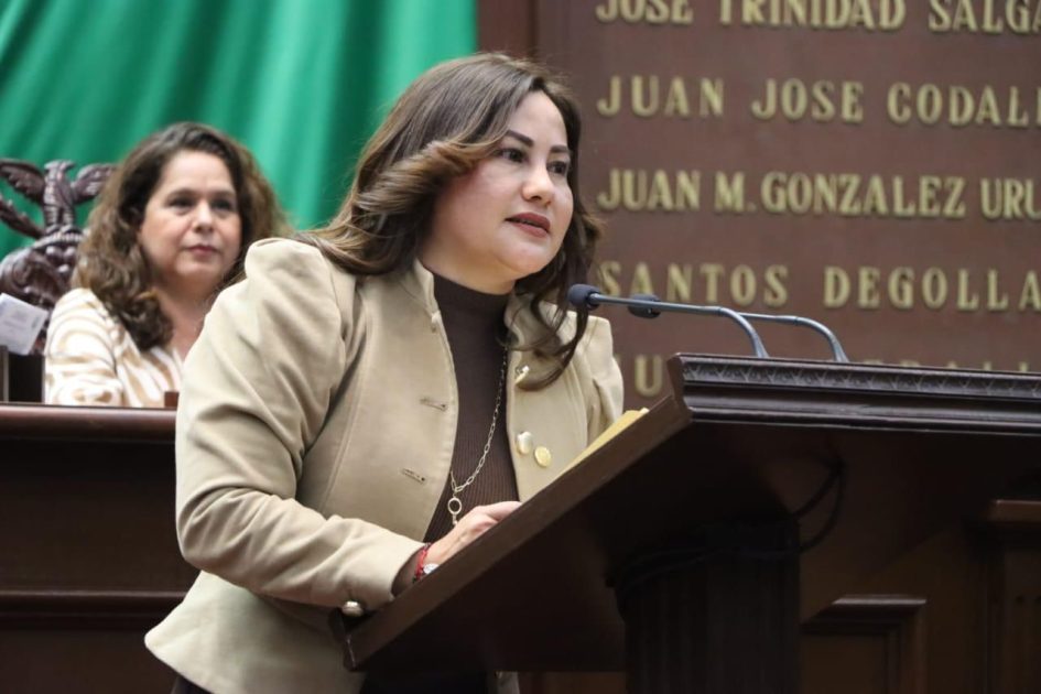Presenta la diputada Jackie Avilés iniciativa para fortalecer los derechos y bienestar de las personas adultas mayores en Michoacán