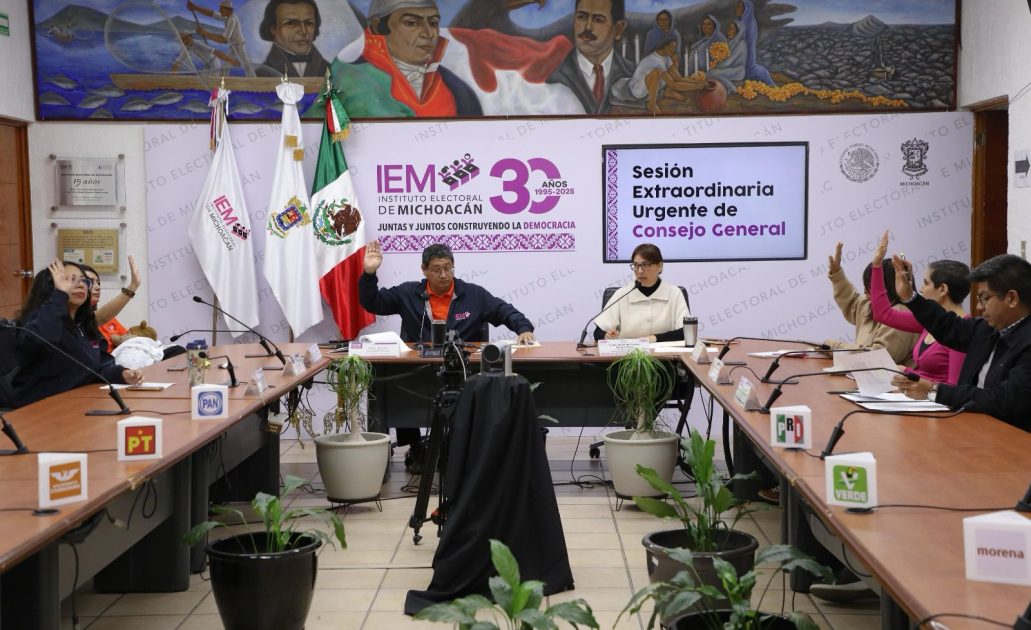 Aprueba el IEM otorgamiento de incentivos al personal del Servicio Profesional Electoral Nacional
