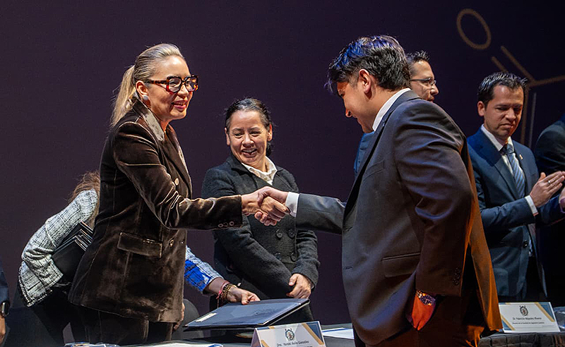 La educación pública sigue siendo el motor más potente de movilidad social y de justicia que tiene Mèxico: Yarabí Ávila